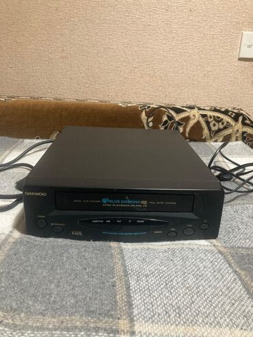 indesit paltaryuyan servis: Daewoo VHS videomaqnitofon Xüsusiyyətlər: - Model üzərində: Blue