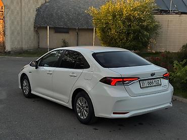 tayota progres: Toyota Corolla: 2021 г., 1.8 л, Вариатор, Гибрид, Седан — 5