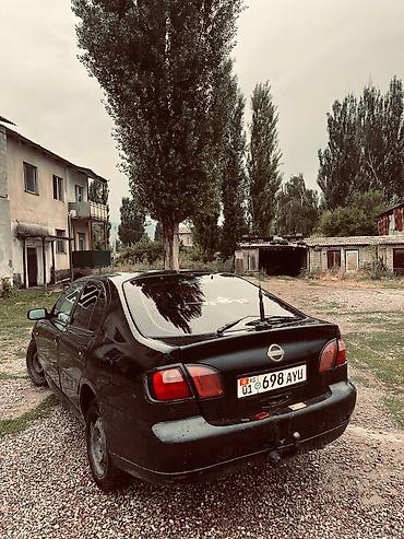 Унаа сатуу: Nissan Primera: 2001 г., 1.8 л, Кол менен иштөөчү, Бензин, Седан — 3