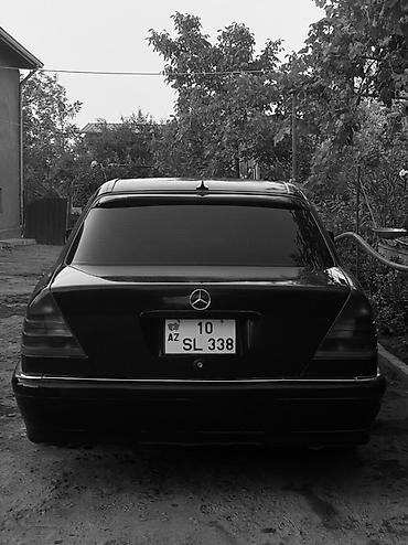 Mercedes-Benz: Mercedes-Benz sedan - Korpus: 4 qapılı sedan, tünd rəng - Salon — 18