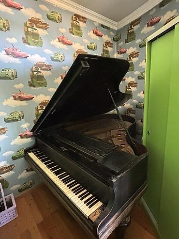 ronisch piano: S. Günther “Breveté Bruxelles” qrand piano - Marka/model: S. Günther — 1