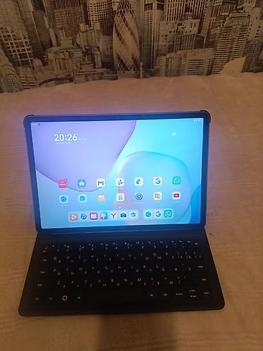 oneplus pad: Huawei planşet + maqnitli klaviatura futlyarı. 1 Həfdedir Alınıb — 2