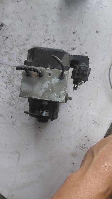 abs: Блок ABS Toyota 2000 г., Б/у, Оригинал, Япония — 2