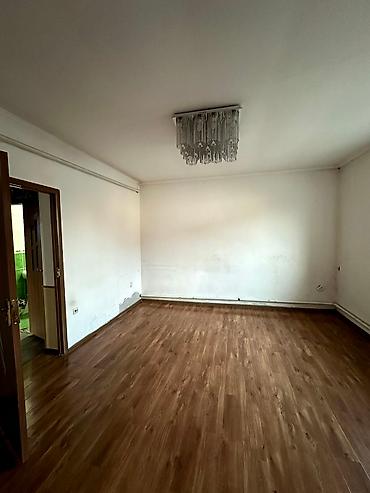 Продажа коттеджей и домов: Продаётся домовладение с закрытым двором и капитальным забором из — 14