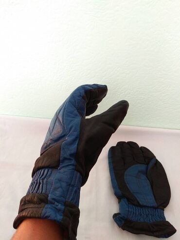варатарский перчатки: Продаю: Перчатки б/у, полностью из натуральной кожи, не сильно