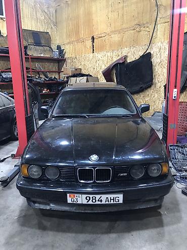 BMW 5 series: 1990 г., 2 л, Механика, Бензин, Седан
