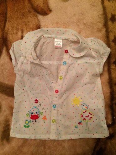 детские вещи от 6 месяцев: Рубашки, кофты на девочку. Рубашки новые, размер 68 см, на 3 - 6