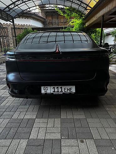 vw id4: Voyah : 2024 г., 1.5 л, Автомат, Гибрид, Седан — 4
