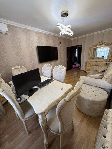 Uzunmüddətli kirayə mənzillər: Xətai rayonu,Ukraniya dairəsinə yaxın,Heydər parkının üstündə.9 — 2