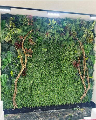 Digər ev dekoru: Yaşıl süni dekorativ ötüklər,güllər,yarpaqlar,ağaclar. Yaşıl dekorativ — 23