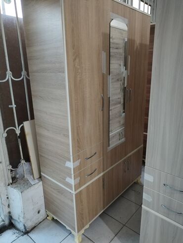 Dolablar: Yeni, Açılan, 3 qapılı Düz dolab, Dolab-asılqan, Azərbaycan — 6