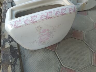 Çanaqlar, tülpanlar: Bacok,moyka hər biri 5 m.bacoklar qapaqsizdi.moykalarin prablemini — 2