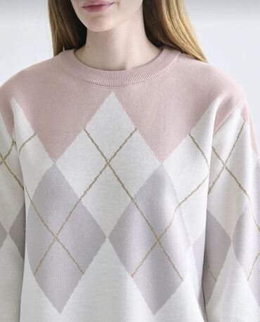 Sviterlər: Zərif sviterler - Yumşaq, tüklü teksturaya malik, rahat və isti — 7