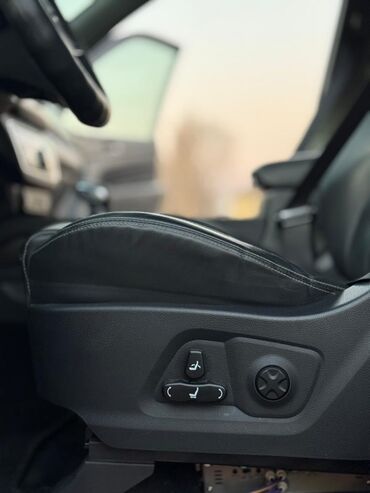 Другие автомобили: Внедорожник (5 дверей), цвет серый металлик. Основные особенности: - — 18