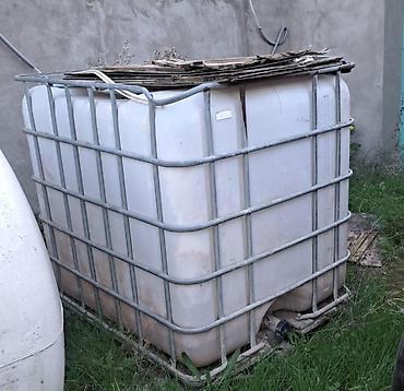 su butulkasi: 1 tonluq su bakı. Çati, qiriği zedesi yoxdur. Unvan Bine Atciliq — 1