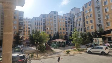 Uzunmüddətli kirayə mənzillər: - Çoxmərtəbəli yaşayış kompleksində mənzil. - Geniş, səliqəli həyət — 1