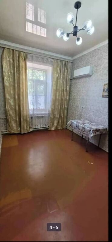 Долгосрочная аренда квартир: 1 комната, 28 м², Сталинка, 1 этаж, Косметический ремонт