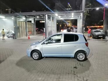runx alex: Toyota Vitz: 2003 г., 1.3 л, Автомат, Бензин, Хэтчбэк