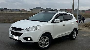 Hyundai: Hyundai ix35: 2 l | 2013 il Ofrouder/SUV — 2