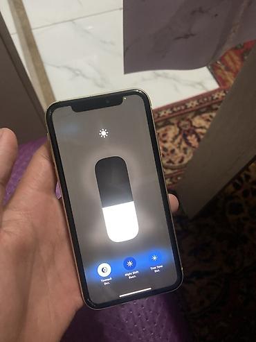 i5 3770: IPhone Xr, Б/у, 256 ГБ, Желтый, Защитное стекло, 80 % — 4