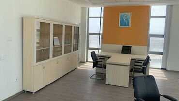 Anbar və emalatxanalar: Sumqayıt şəhəri, “H.Z.Tağıyev” qəsəbəsində əsas yolun üstündə hündür — 9