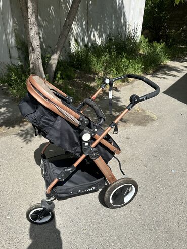 Araba-beşiklər: Çıxarıla bilən beşikli araba — 9