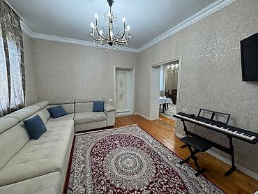 Продажа домов: 6 комнат и более, 220 м², 9 соток, Бишкек, Ак-Орго ж/м Собственник — 5