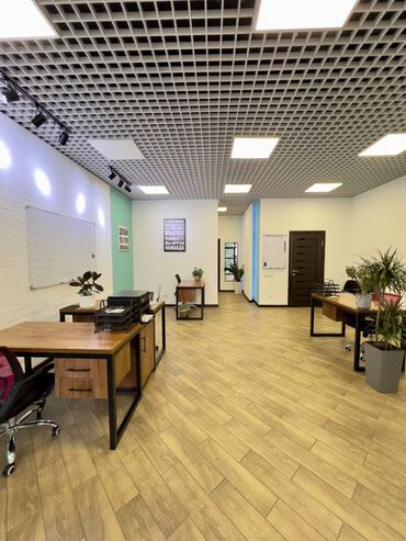 продаю офис 107 м² с ремонтом с мебелью административное здание 1 этаж: Сдается в аренду офис В БЦ Максимум Плюс Со всеми условиями 77м2 -