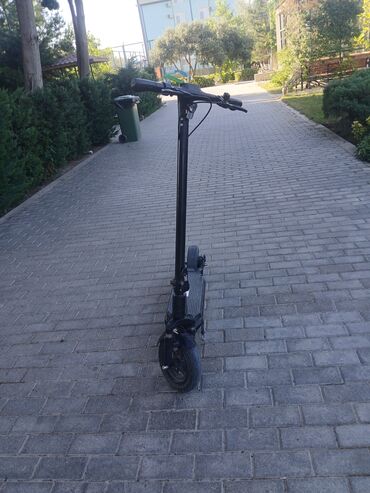 hoverboard 2. el: İşlənmiş Elektrik samokat 9", 501 - 750 Vt, 26 - 35 km/s, Ünvandan götürmə, Ödənişli çatdırılma