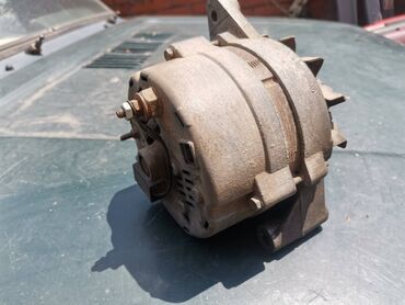 Auto delovi: Alternator Lada 21214i Niva br.3. Polovan, očuvan. Skinut sa — 10