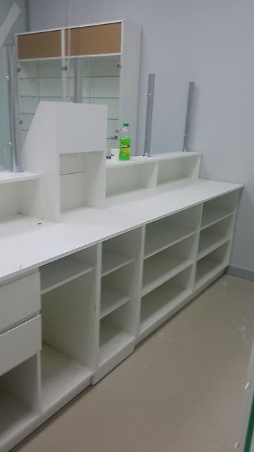 Sifarişlə aptek vitrinləri: Aptek üçün mebel və vitrin sistemləri - Resepsiyon/keşyer masası — 9