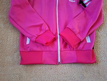 Duksevi: Kao nov gornji deo trenerke i roze džemper za 500 din    Moguće — 5