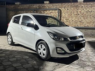 Продажа авто: Chevrolet Spark: 2018 г., 1 л, Автомат, Бензин, Хэтчбэк — 2