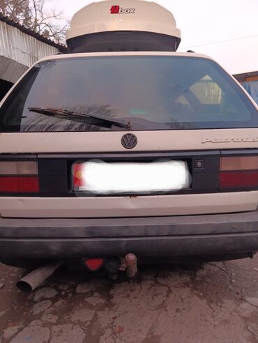 Volkswagen: Volkswagen Passat Variant: 1991 г., 1.8 л, Механика, Бензин, Универсал — 4