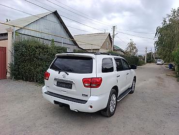 секутер: Toyota Sequoia: 2008 г., 5.7 л, Автомат, Бензин, Внедорожник — 4