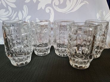 Čaše: Krigle nove italijanske 1972god. Krigle pun rad,sve na njima odsjaj na lalafo.rs — 8 Čaše: Krigle nove italijanske 1972god. Krigle pun rad,sve na njima odsjaj — 8