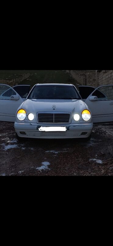 bmw 3 серия 335d at: Mercedes-Benz 240: 2.4 l | 1998 il Sedan