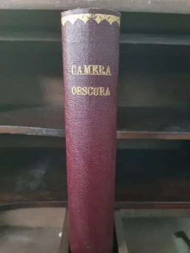 Stilski radni stolovi: Odlicno stanje Visina 100 cm Sirina 80 cm Dubina45 cm — 4