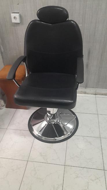 il: Peşəkar bərbər salonu kreslosu - Material: qara rəngli, asan — 2