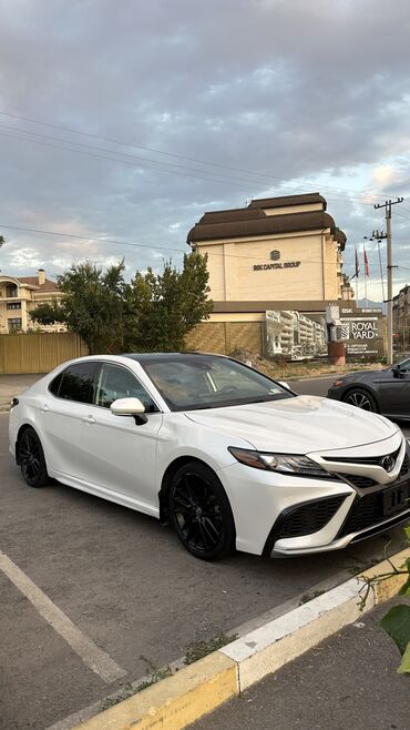 дорожная подушка: Toyota Camry: 2022 г., 2.5 л, Автомат, Бензин, Седан