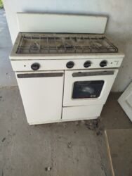 электрическая поверхность: Газ плита,компютер,печка at lalafo.kg электрическая поверхность: Газ плита,компютер,печка