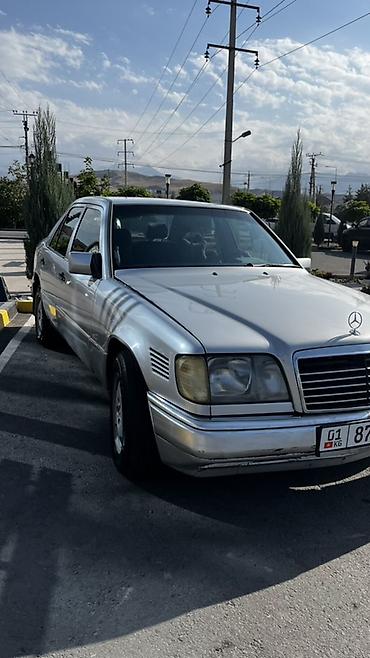 space runner: Mercedes-Benz W124: 1993 г., Седан — 1