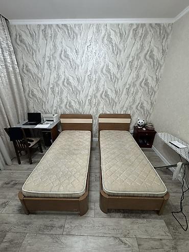 спальные раскладушки: Односпальная кровать, Б/у, С матрасом, длина - 200 см — 1