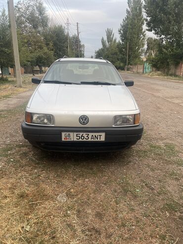 Volkswagen: Volkswagen Passat: 1991 г., 1.8 л, Механика, Бензин, Универсал