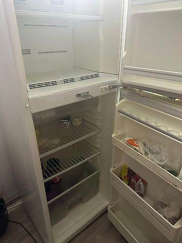 freezer: Двухкамерный холодильник с верхней морозильной камерой — 2