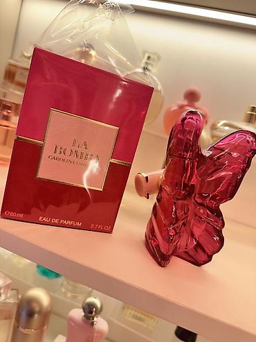be: Carolina Herrera La Bomba Eau de Parfum – 80 ml (2.7 fl oz) - Yeni — 3