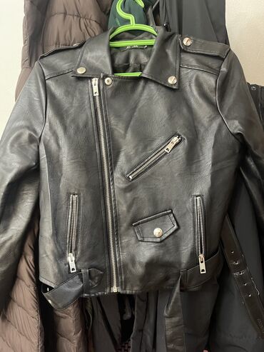 стильные кожаные куртки женские: Кожаная куртка, Косуха, Укороченная модель, S (EU 36), M (EU 38)