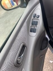 Nissan: Nissan Almera Tino: 2002 г., 1.8 л, Механика, Бензин — 8