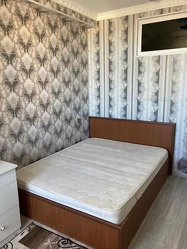 tap.az masalar: Xırdalanda İcra Hakimiyyətinin yanında, 1 və 11 nömrəli məktəblərə — 10