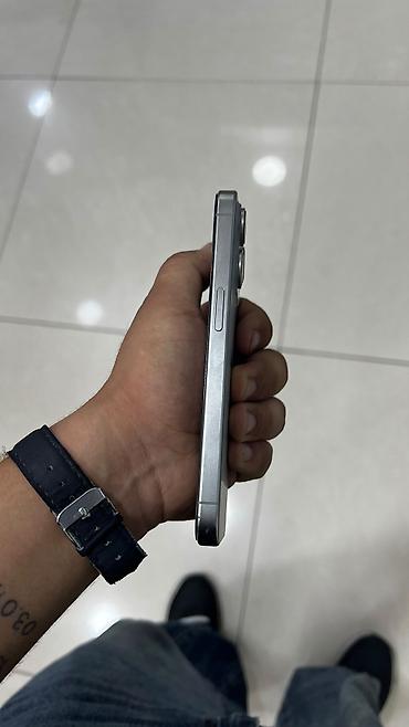 ipone 15 pro: IPhone 15 Pro, 128 GB, Natural Titanium, Face ID — 4